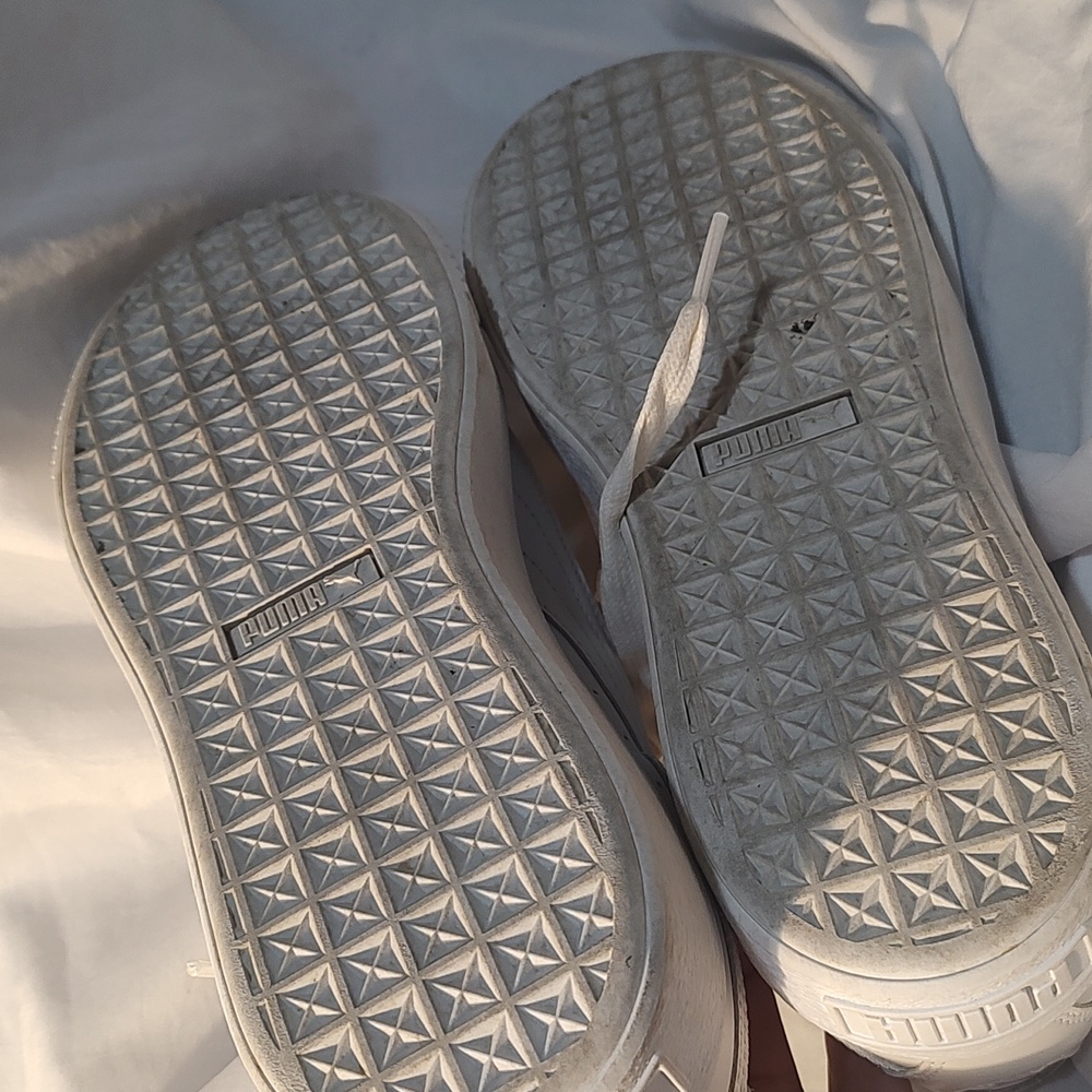 Puma women's white and Rose Gold platform sneaker - Picture 7 of 7